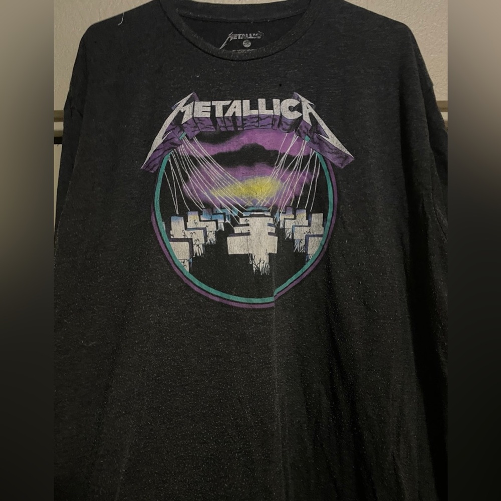 metallica t shirt